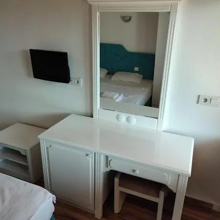 Anessa Beach Hotel Szálloda