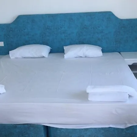 Anessa Beach Hotel 4*